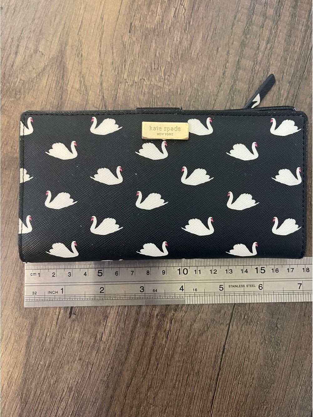 Kate Spade New York Black Swan Print Zip-Around Continental Wallet - Picture 2 of 9